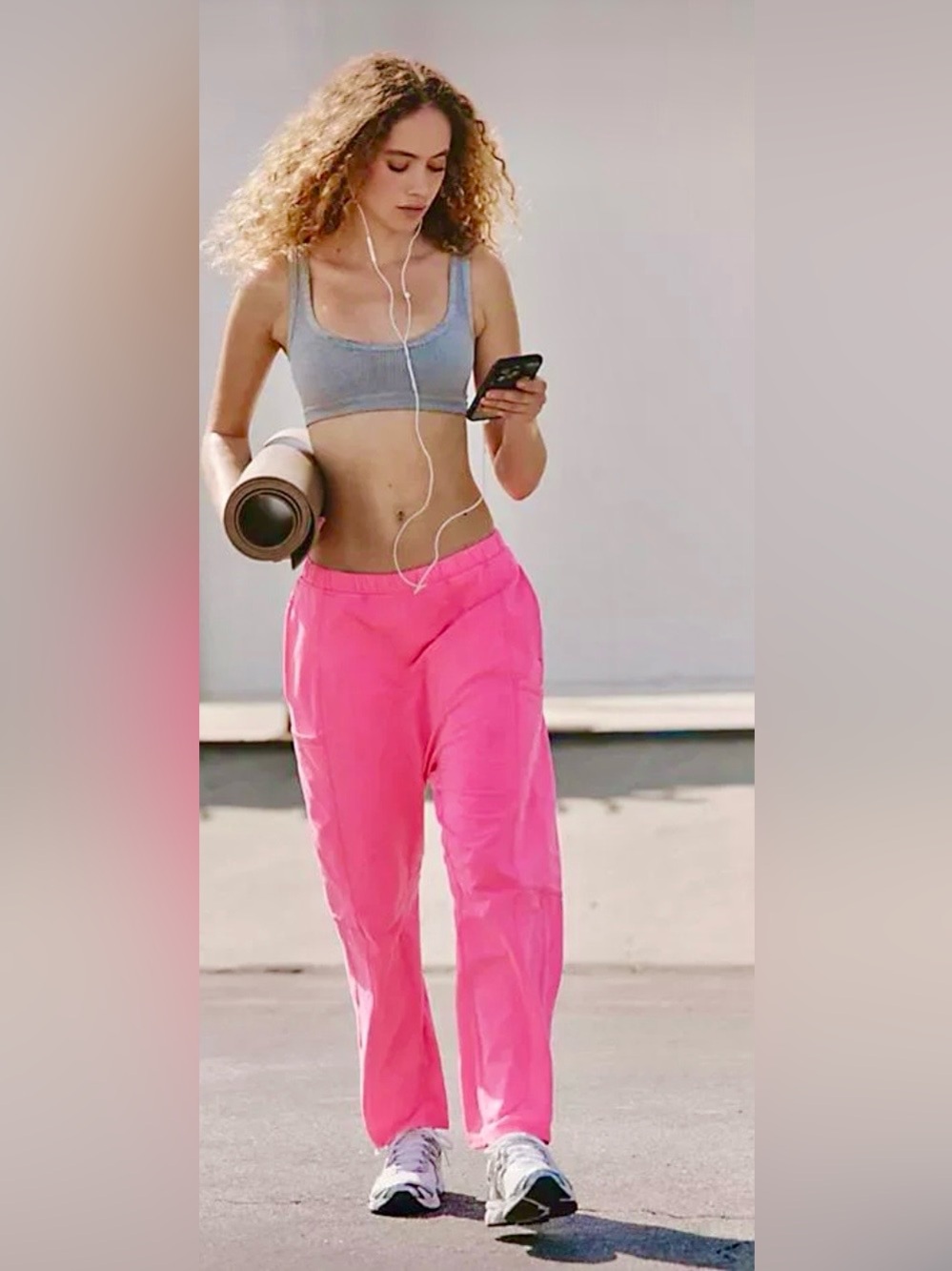 NWT FREE PEOPLE MOVEMENT HOT SHOT PANTS COTTON CANDY PINK